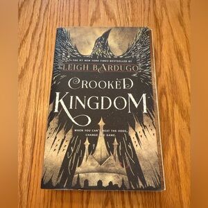 Crooked Kingdom Book